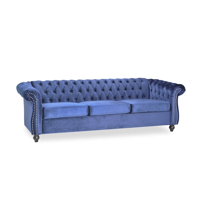 Canapé 3 places bas à dossier capitonné Chesterfield bleu avec bordure cloutée et accoudoirs volutes