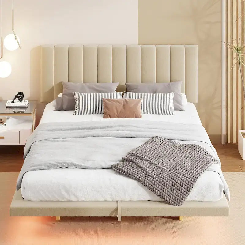 Lit plateforme flottant Queen en velours rose / gris / beige avec éclairage à bande LED, port USB et 4 compartiments de rangement