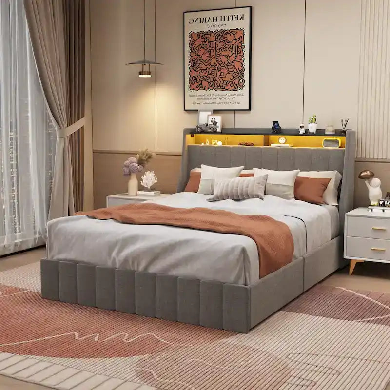 Lit Plateforme en Lin Gris Foncé / Gris Clair avec LED RGB, 4 Tiroirs et Étagères de Tête de Lit – Double / Queen