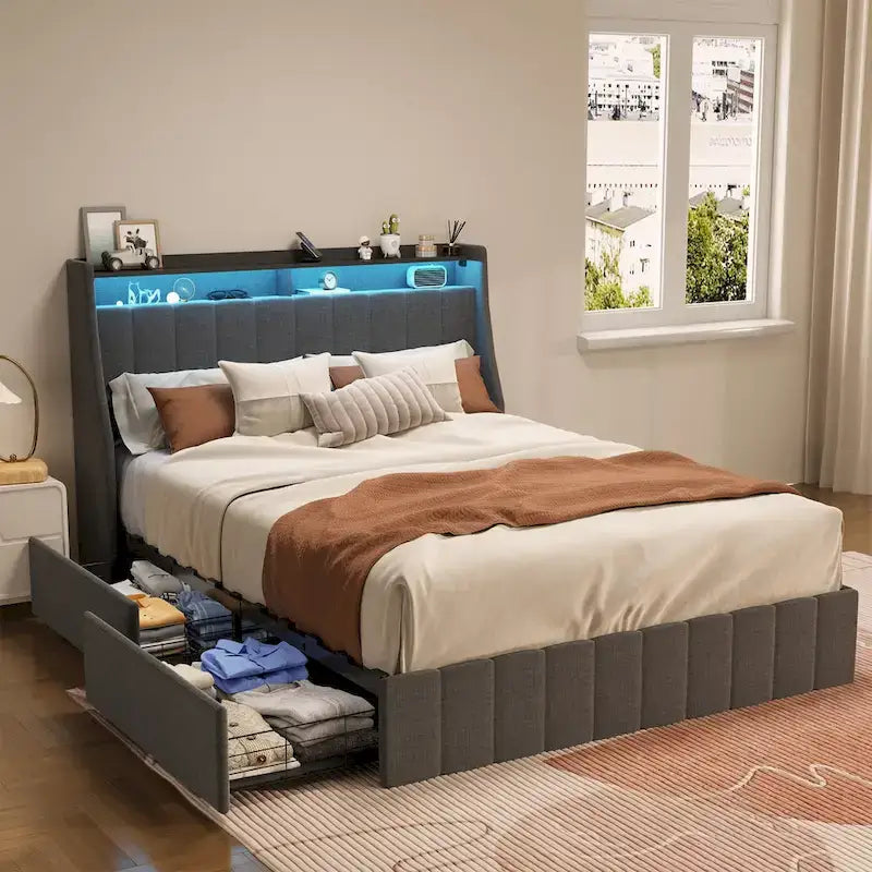 Lit Plateforme en Lin Gris Foncé / Gris Clair avec LED RGB, 4 Tiroirs et Étagères de Tête de Lit – Double / Queen