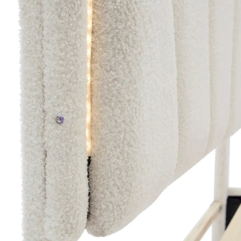 Lit plateforme capitonné en Sherpa blanc avec fleurs, lumières LED et tête de lit réglable