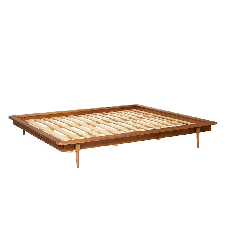 Lit plateforme King en pin massif avec pieds effilés, couleur caramel, noyer, blanc, chêne clair – 1 personne