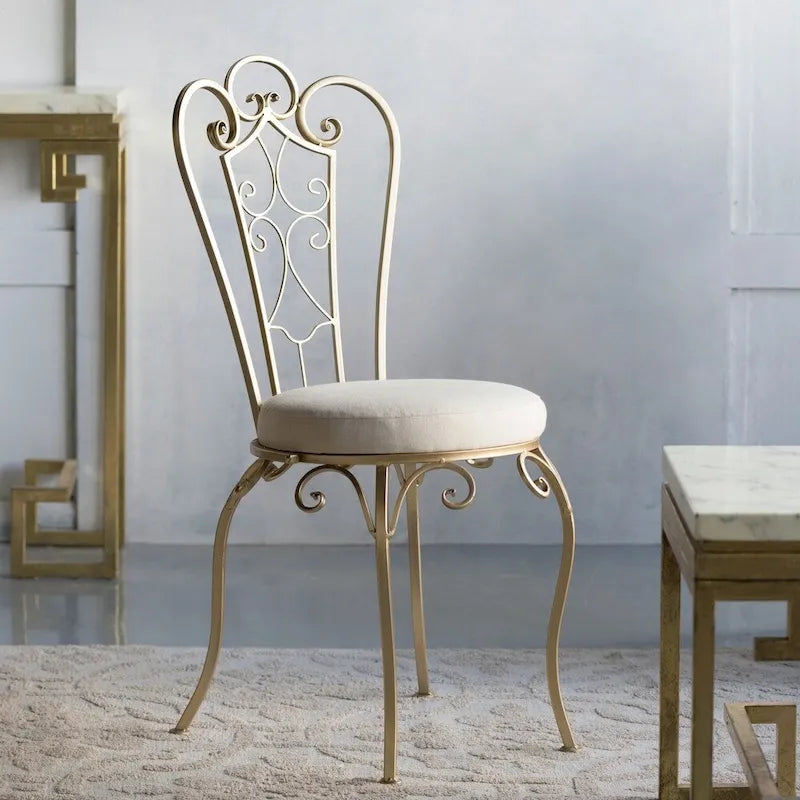 Chaise d'appoint pliante chic et vieillie dorée avec cadre en métal et bois – 1 place