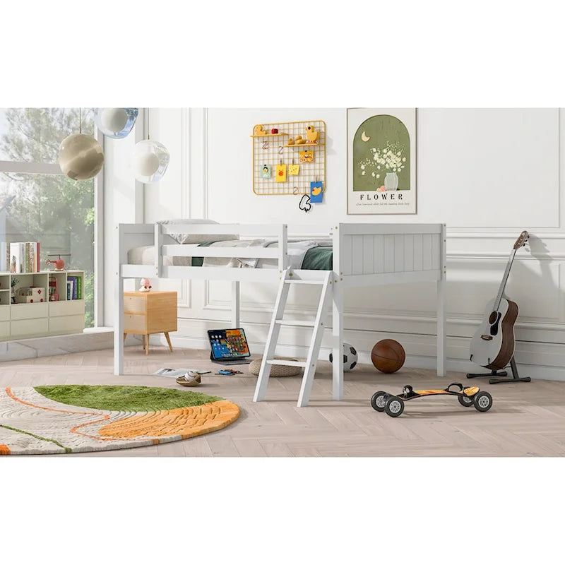 Lit mi-hauteur pleine taille blanc/gris avec échelle convertible et balustrades sur toute la longueur
